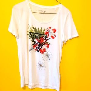 Guess t shirt